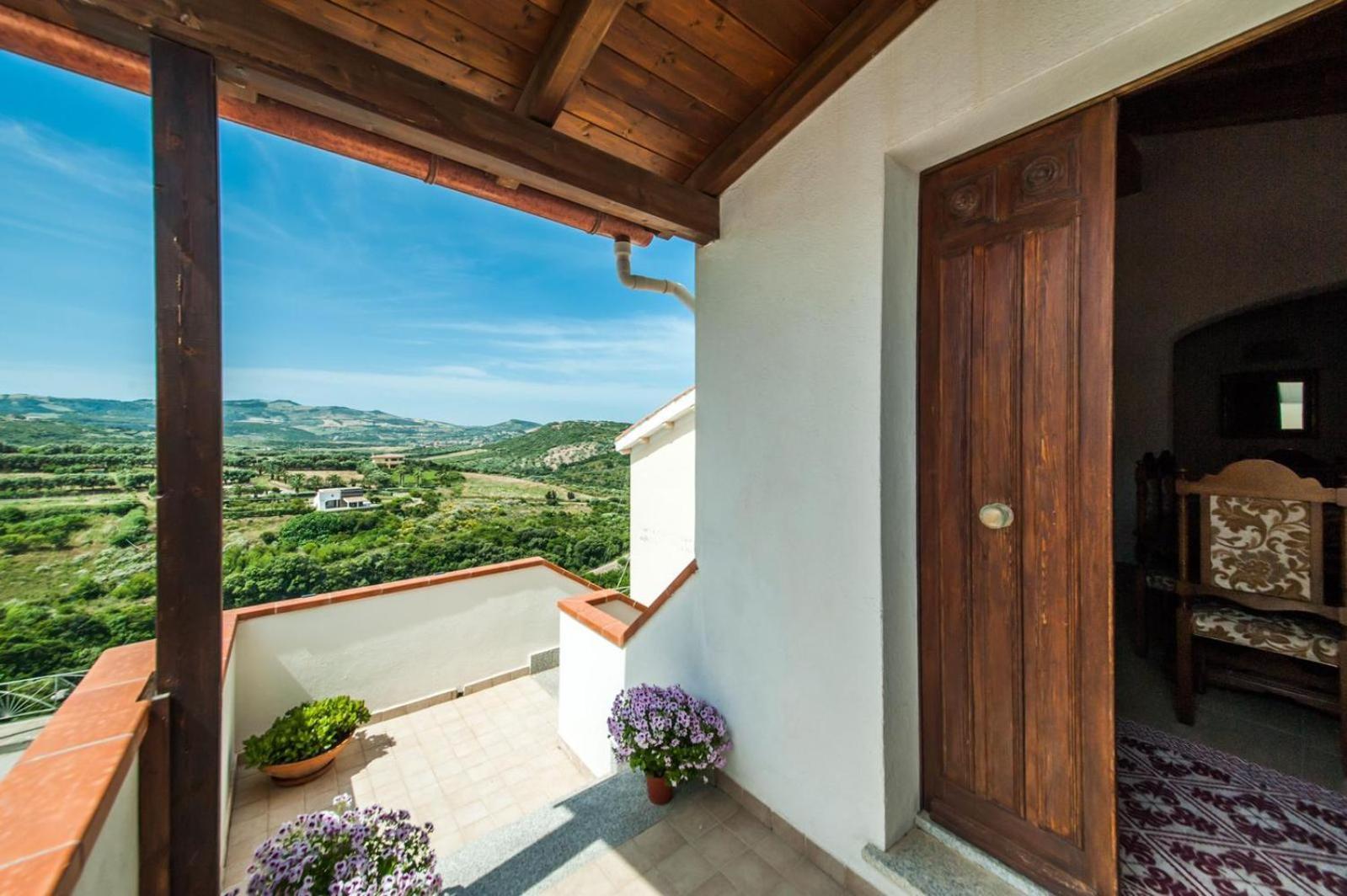Bed and Breakfast La Casa Di Mannazzotta 2 Castelsardo Exterior foto
